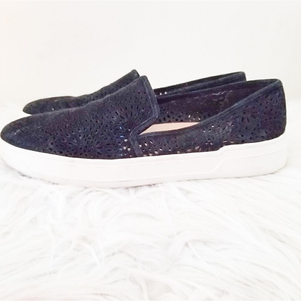 Via Spiga shoes size 4 black laser cutouts - Picture 7 of 8
